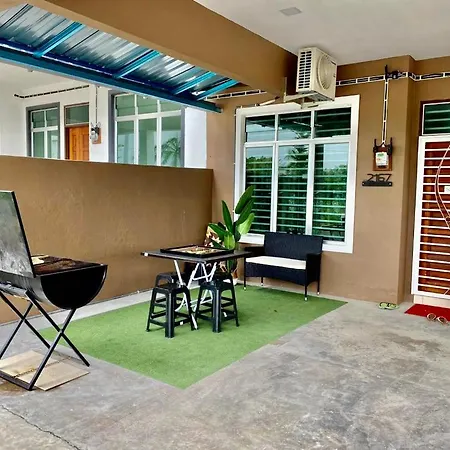 St2167 Arfa Permata Homestay Masjid Tanah Exterior photo